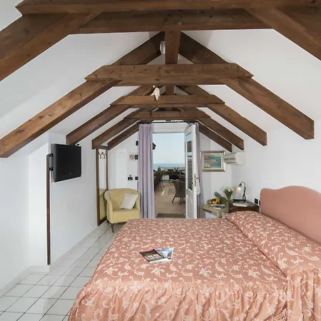 Relais Annalara Szálloda 3*