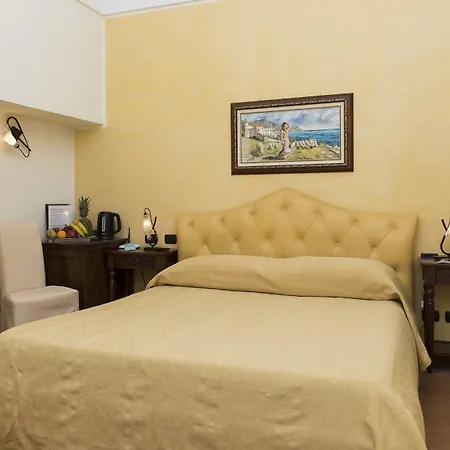 فندق Relais Annalara 3*