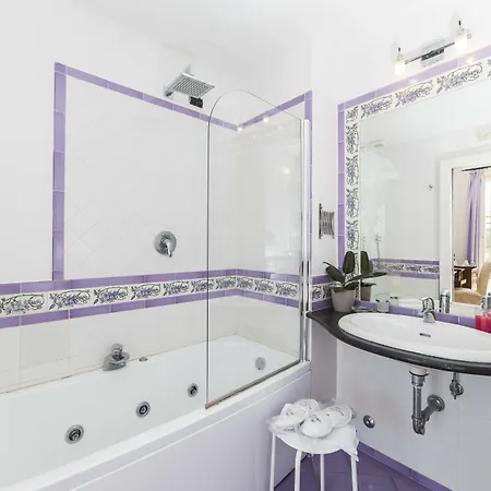 Relais Annalara Hotell 3*